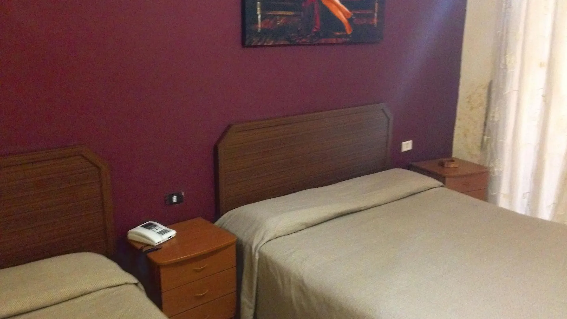 Hotel Poker Naples 3*,