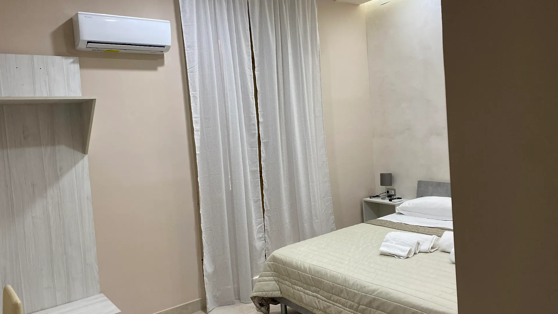 Hotel Poker Naples